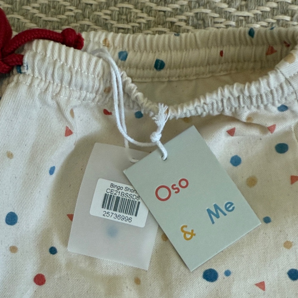 Oso & Me NWT Kids Cream Dot Print Bingo Shorts with Red Drawstring. Size Y8 - Picture 3 of 5